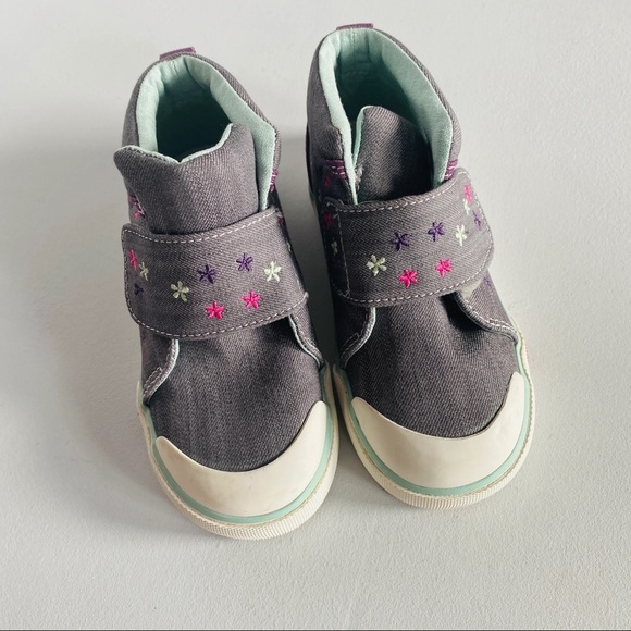 See Kai Run Chambray Runners - Picture 2 of 2